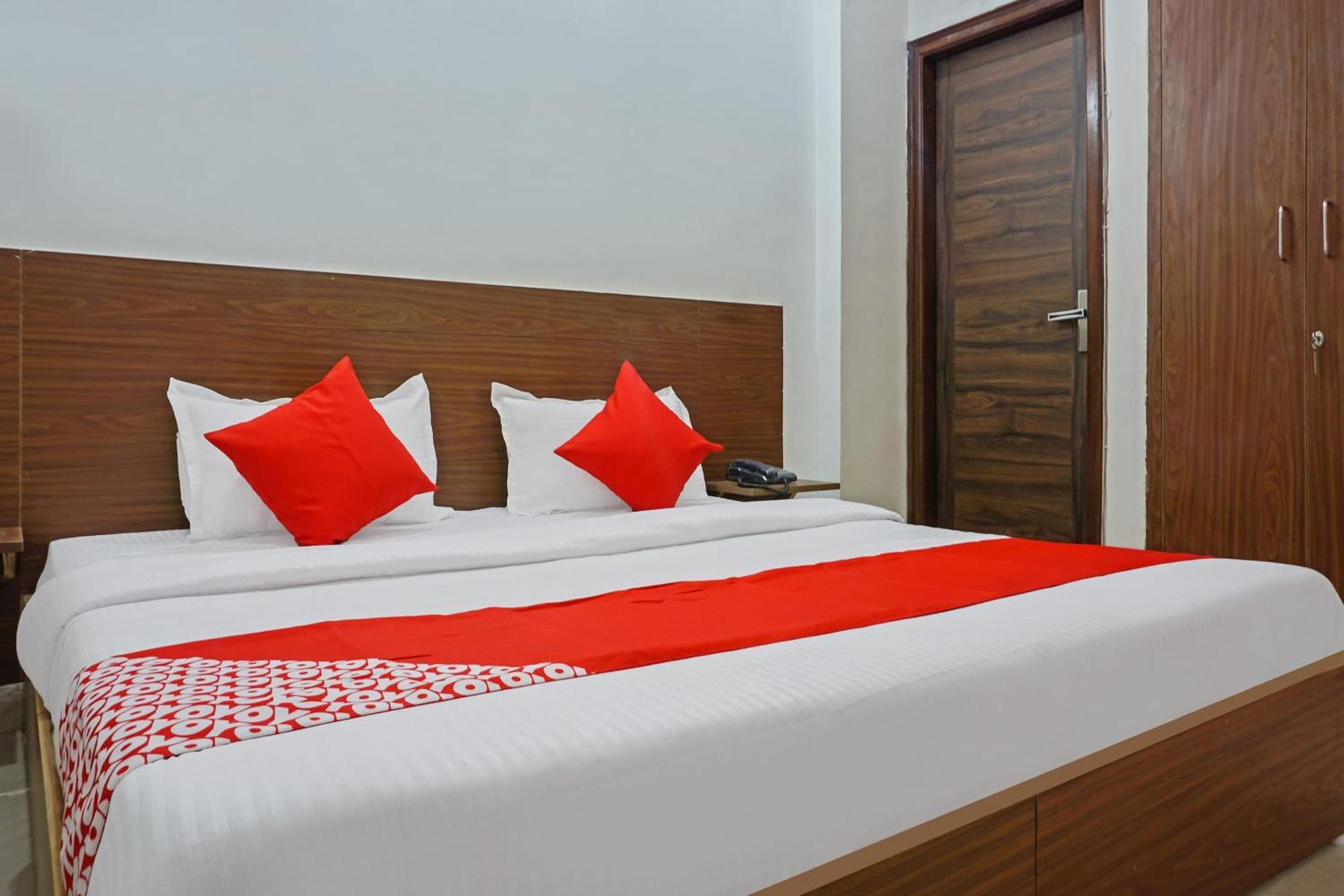 Hotel O Quadis Noida Exteriér fotografie