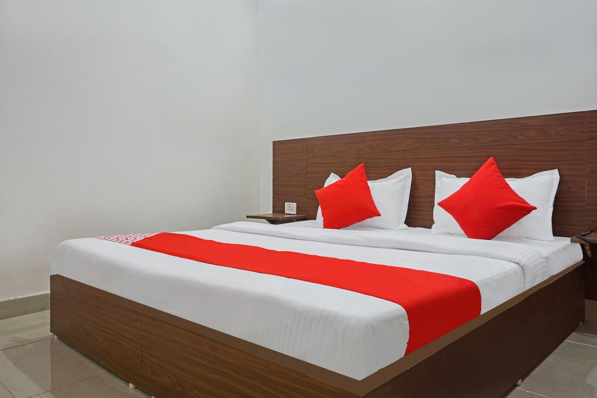 Hotel O Quadis Noida Exteriér fotografie