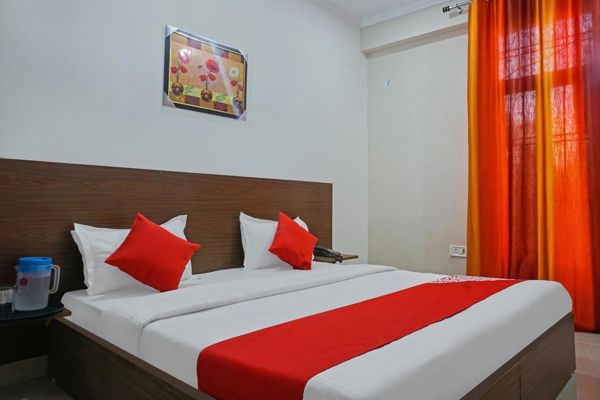 Hotel O Quadis Noida Exteriér fotografie