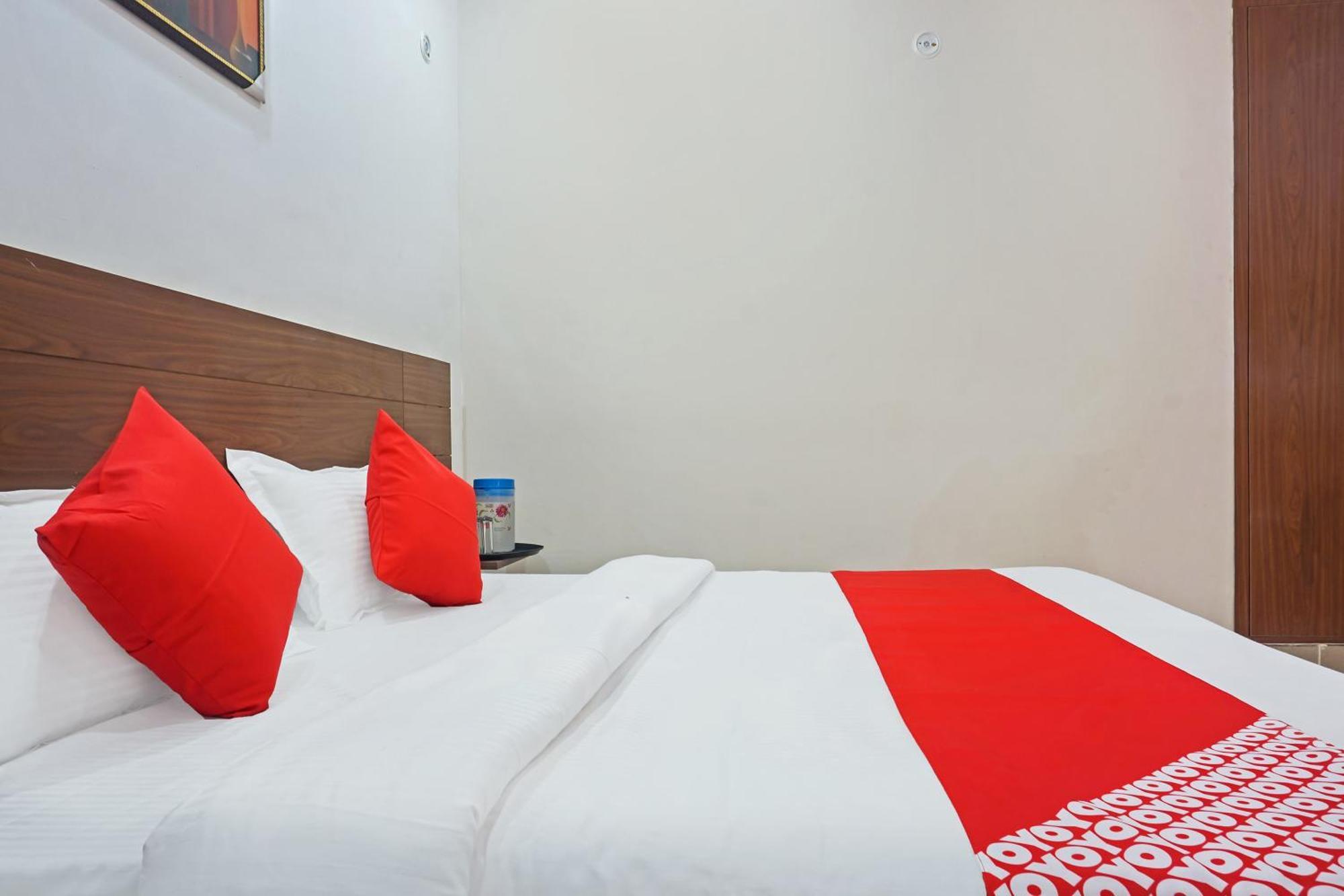 Hotel O Quadis Noida Exteriér fotografie