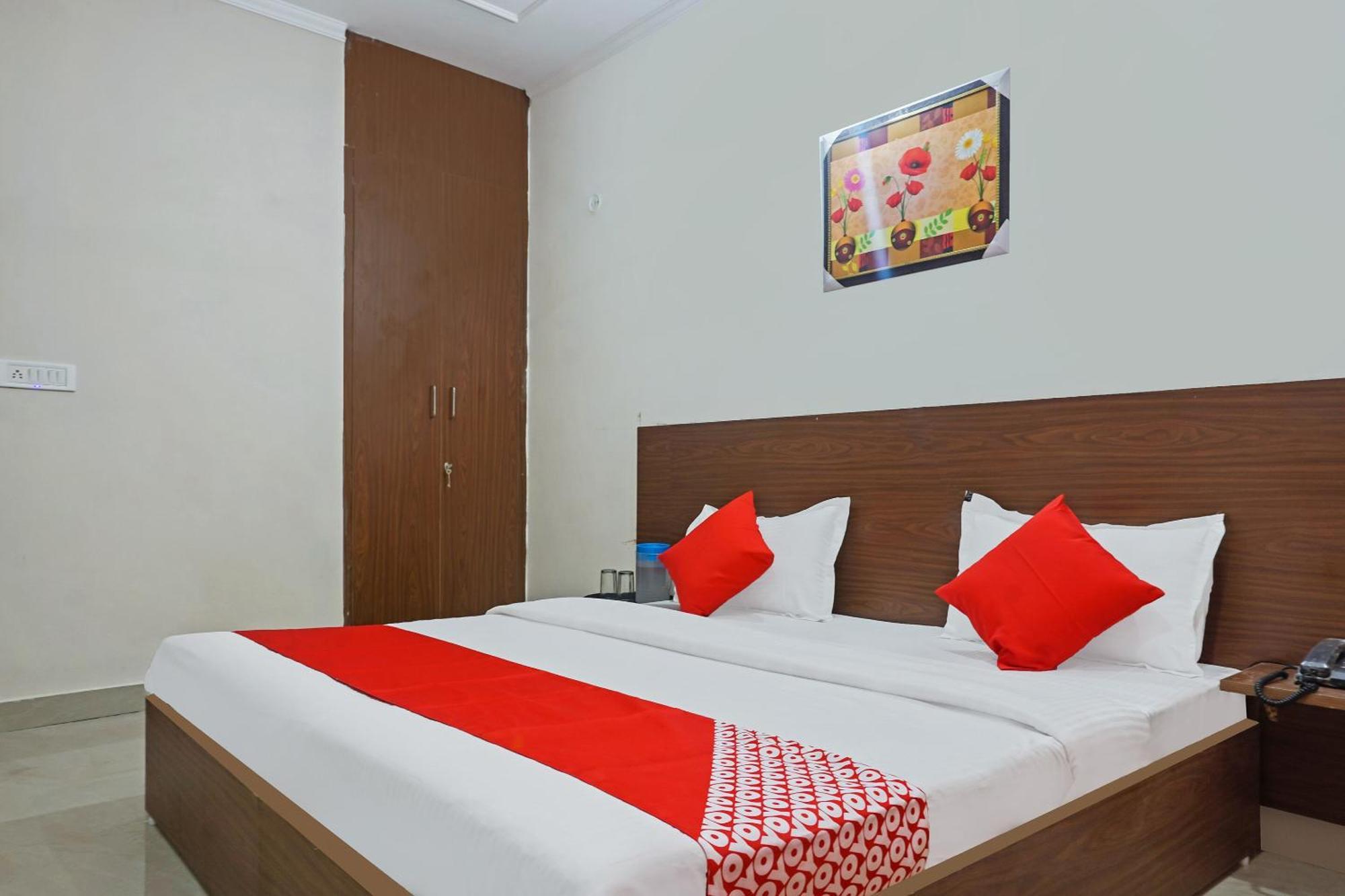 Hotel O Quadis Noida Exteriér fotografie