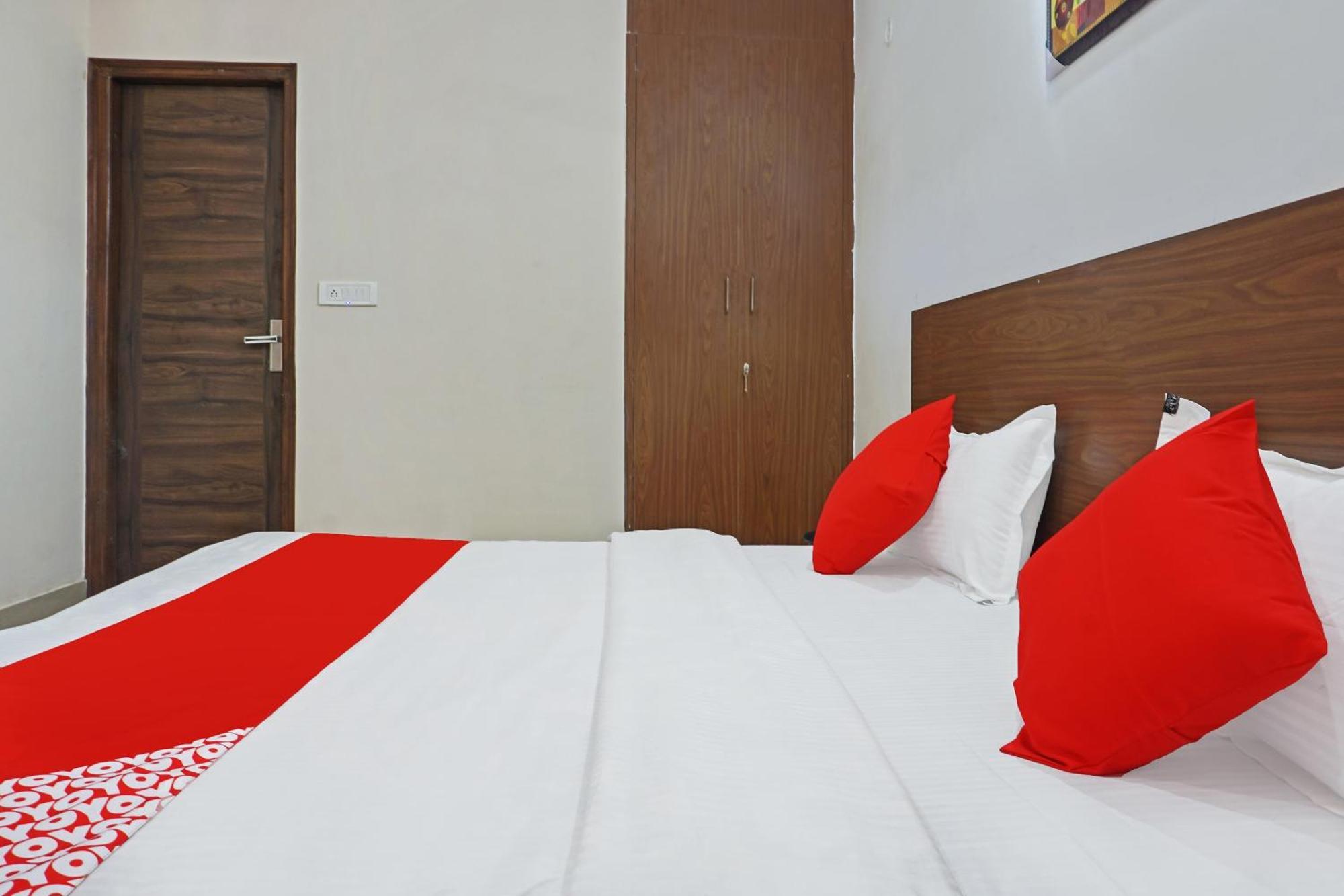 Hotel O Quadis Noida Exteriér fotografie