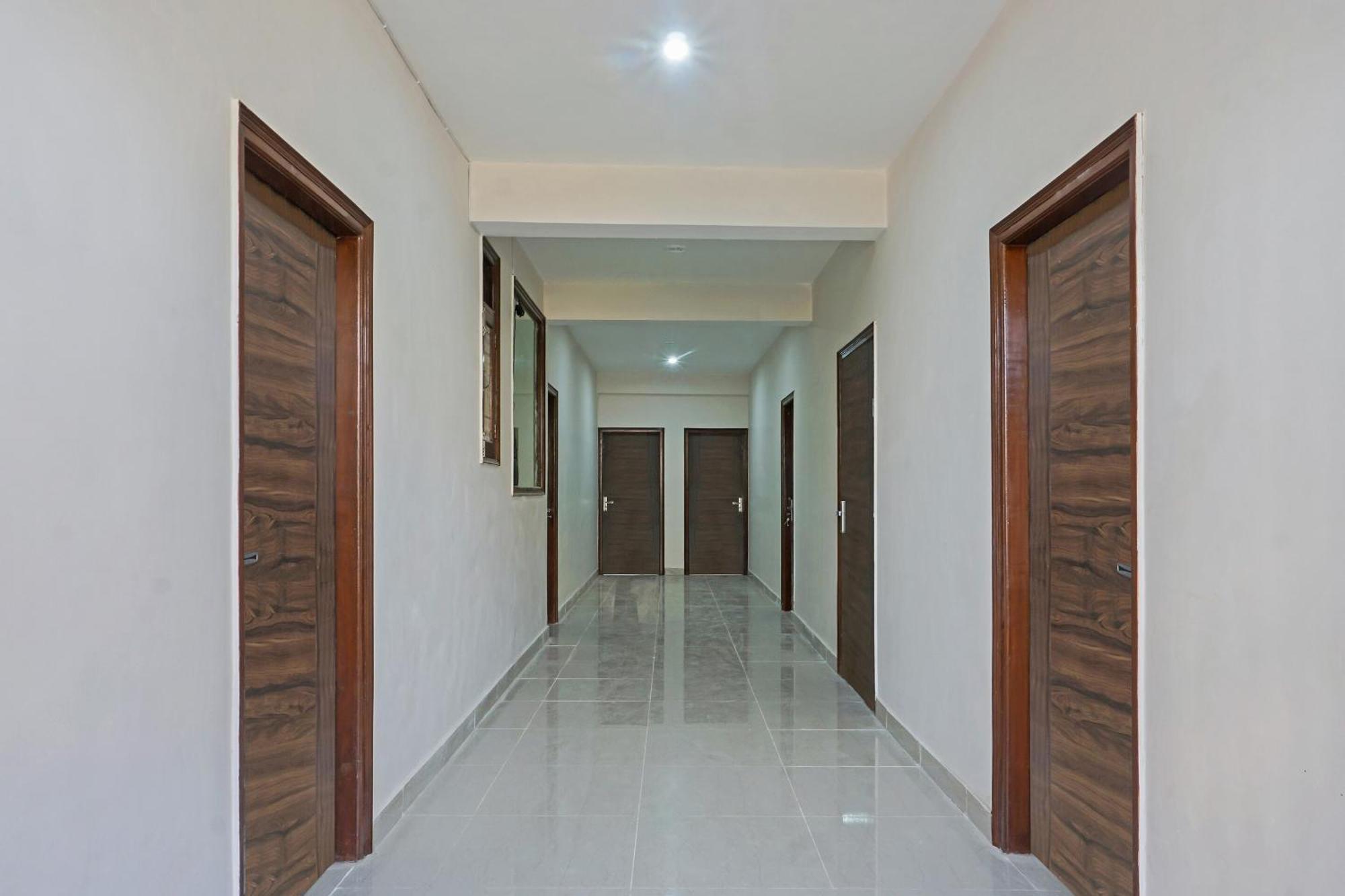 Hotel O Quadis Noida Exteriér fotografie